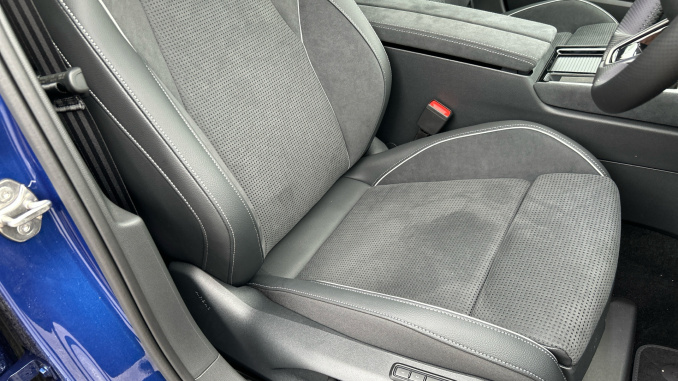 Skoda Superb 1.5 TSI e-TEC Sportline 5dr DSG Petrol Hatchback - Image 38
